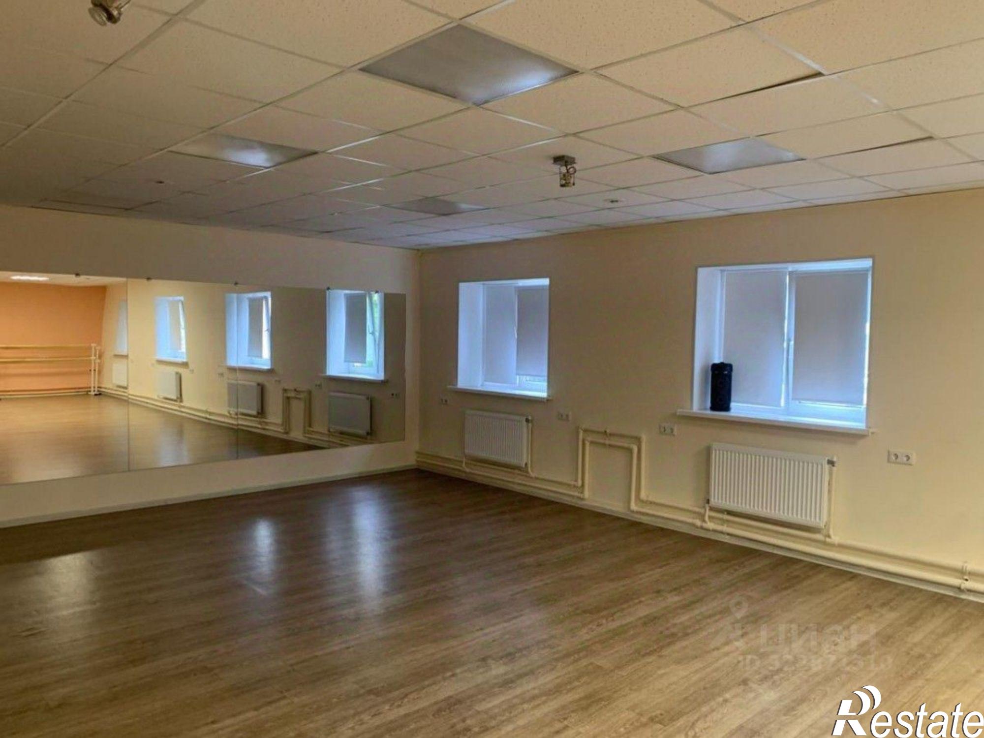 Сдать ОСЗ, отдельно стоящее здание за 187 200 рублей на улица Телегина, 50