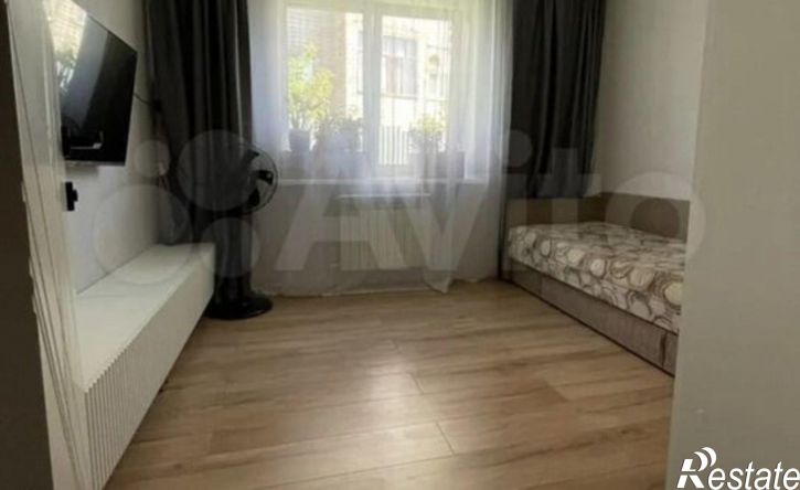 2-комн квартира улица 40-летия Октября, 106,  д. 106