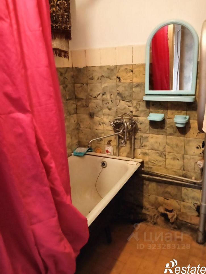 2-комн квартира Чепецкая улица, 3,  д. 3