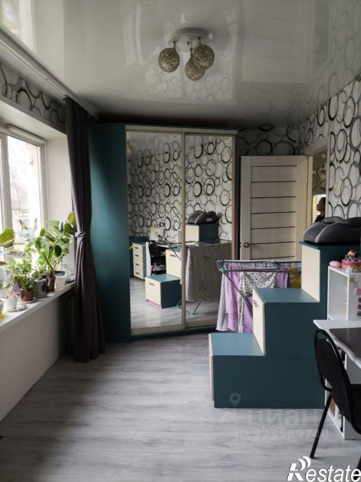 2-комн квартира улица 50-летия ВЛКСМ, 11,  д. 11