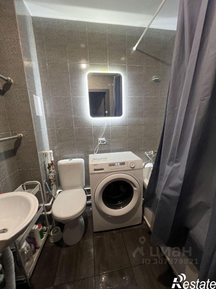 2-комн квартира улица Металлургов, 2,  д. 2