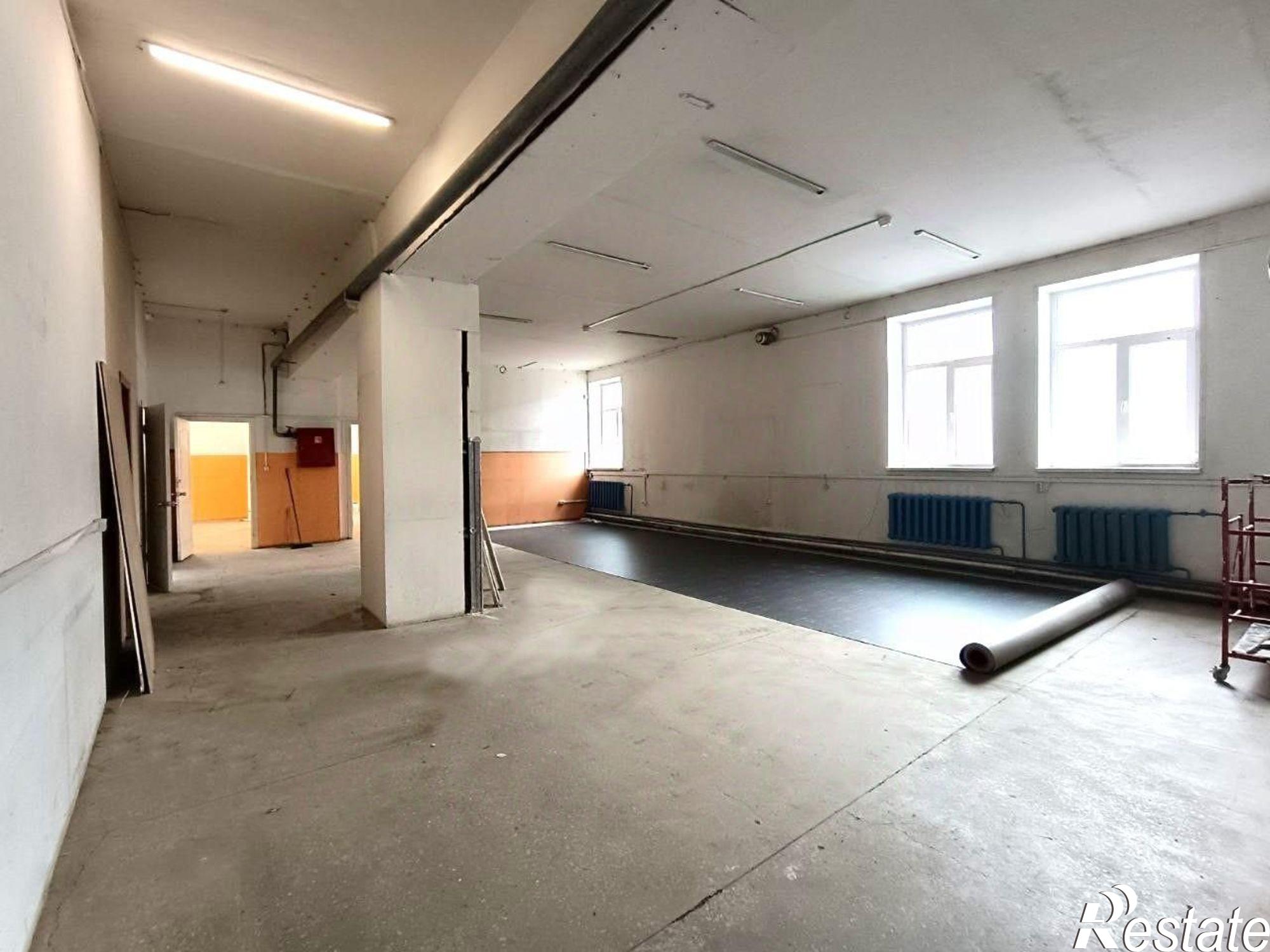 Сдать складское помещение за 50 600 рублей на улица Карла Маркса, 23А