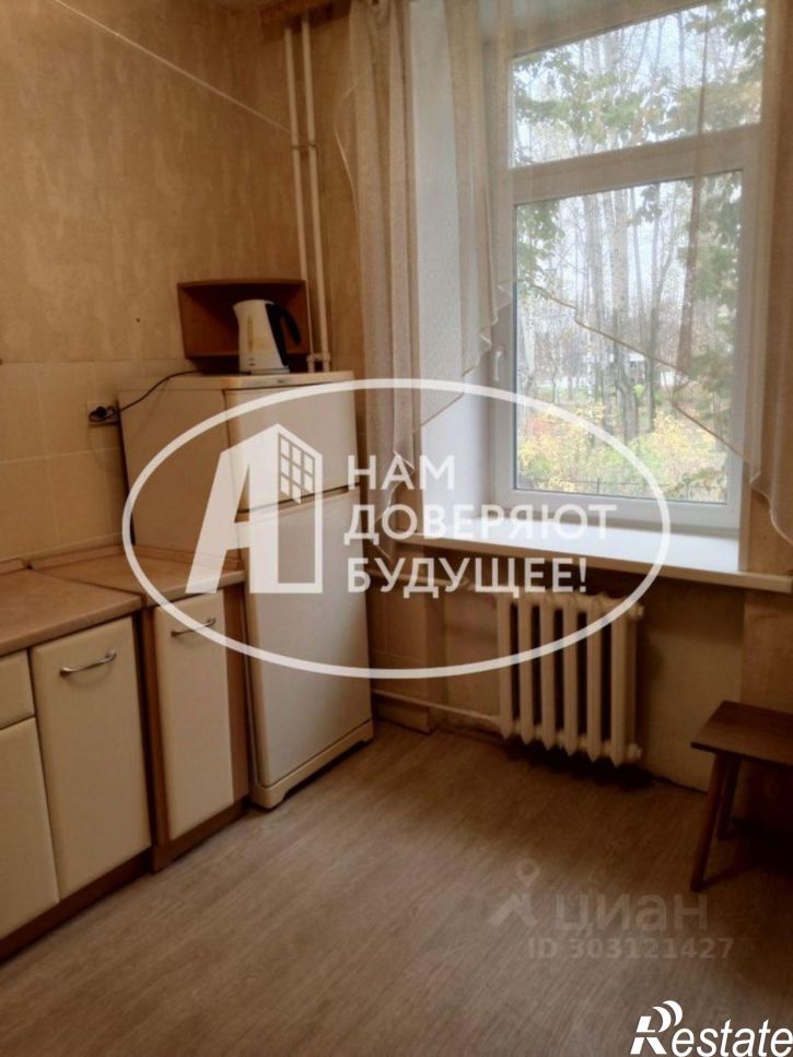 2-комн квартира улица Дзержинского, 27/10,  д. 27/10