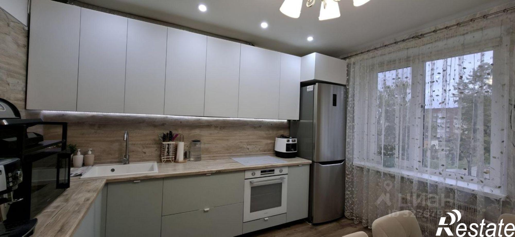 Купить квартиру за 5 800 000 рублей на Воткинск, улица 1 Мая, 15