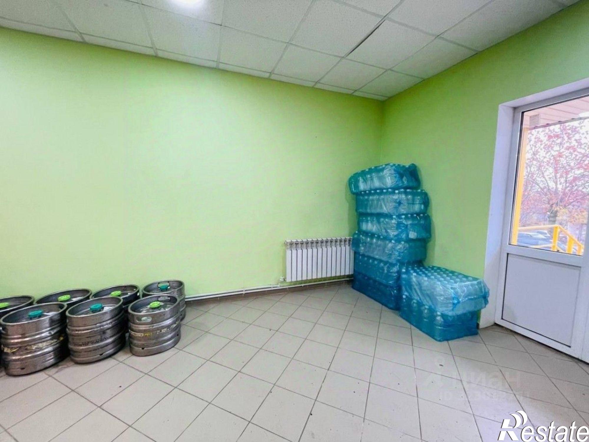 Сдать торговое помещение за 90 000 рублей на Совхозная улица, 104 к1