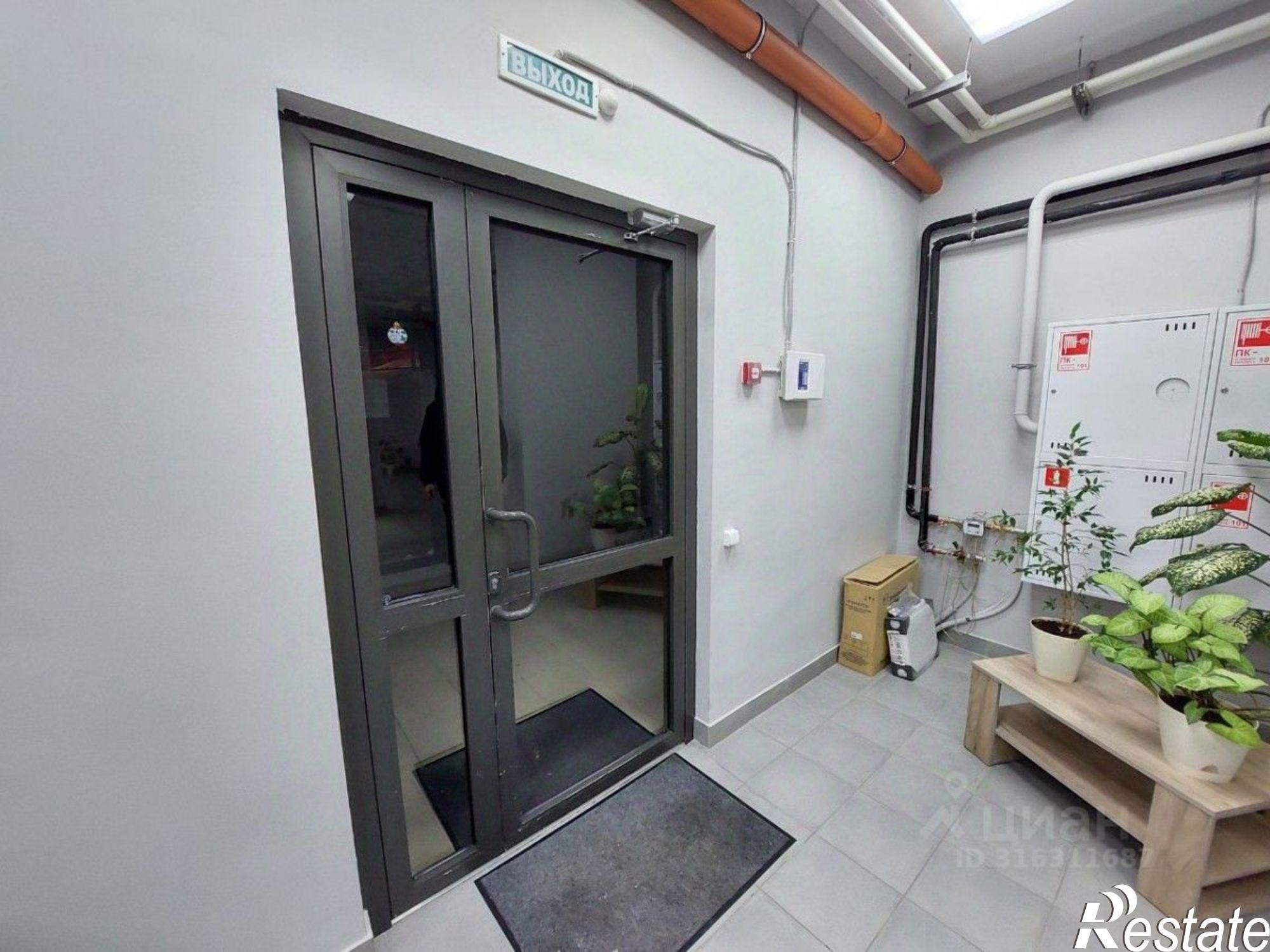 Сдать офис, помещение под офис за 69 861 рублей на Камбарская улица, 5