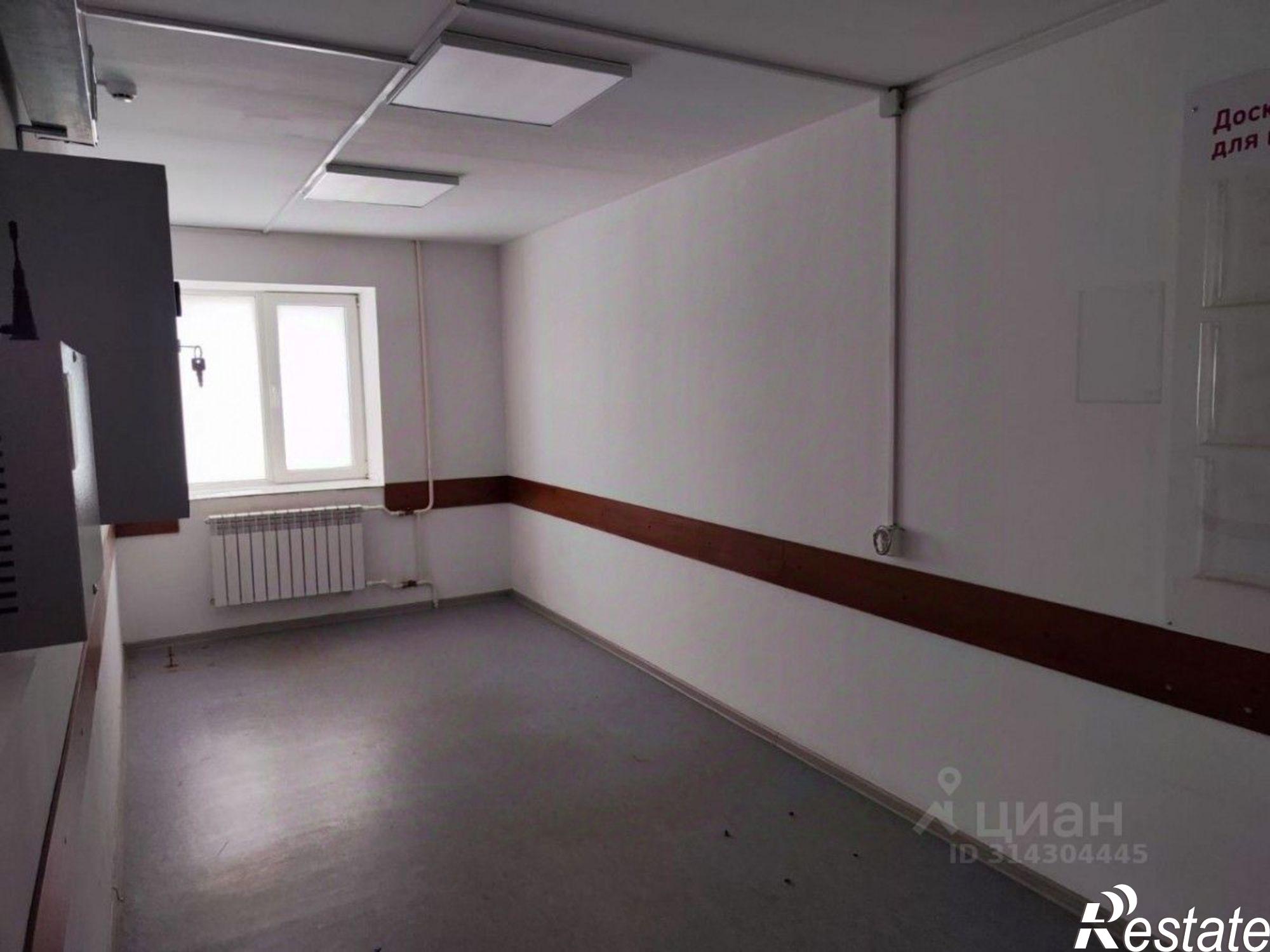 Сдать торговое помещение за 178 200 рублей на улица 9 Января, 255