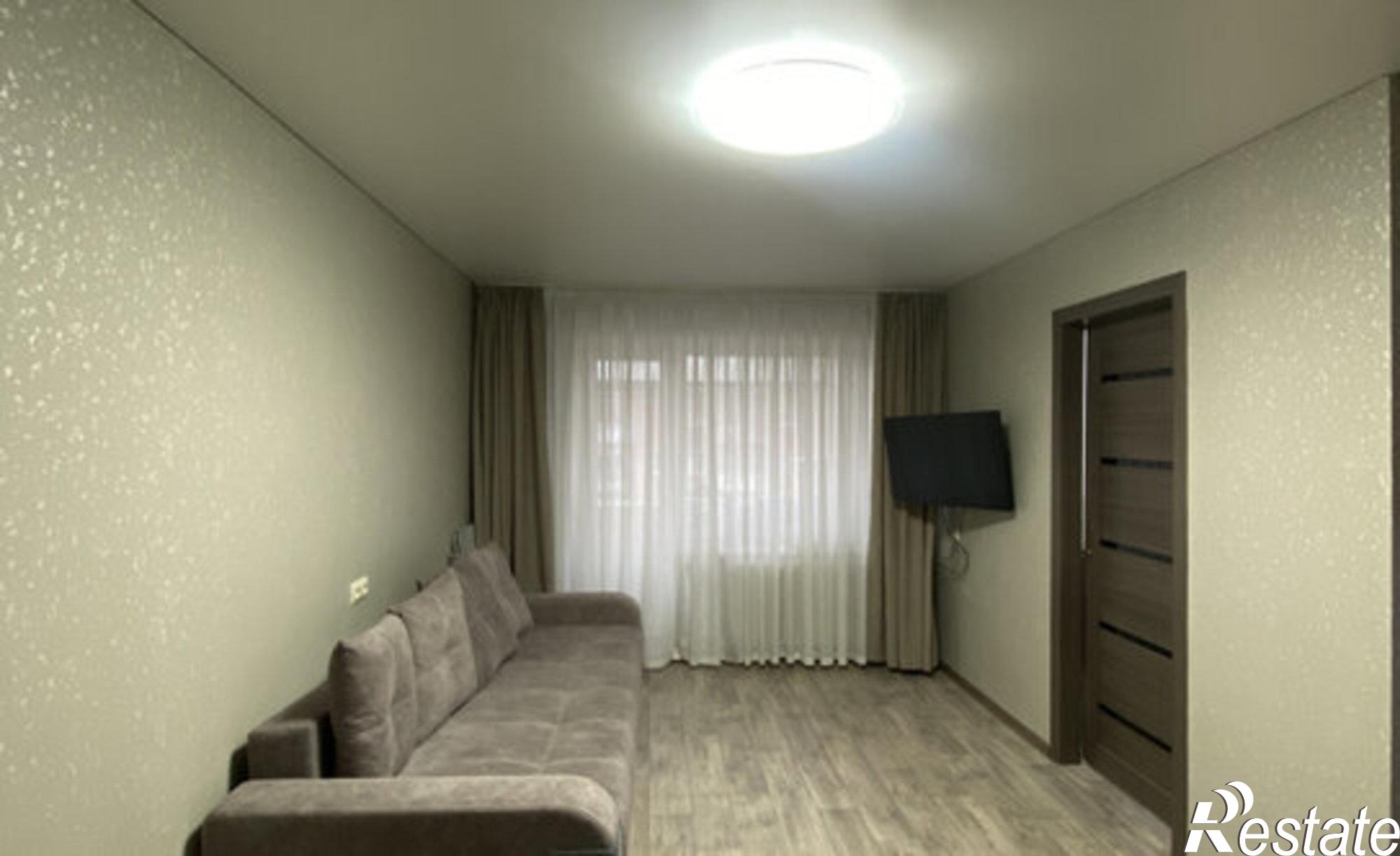 Купить квартиру за 2 300 000 рублей на 1 Мая, 159