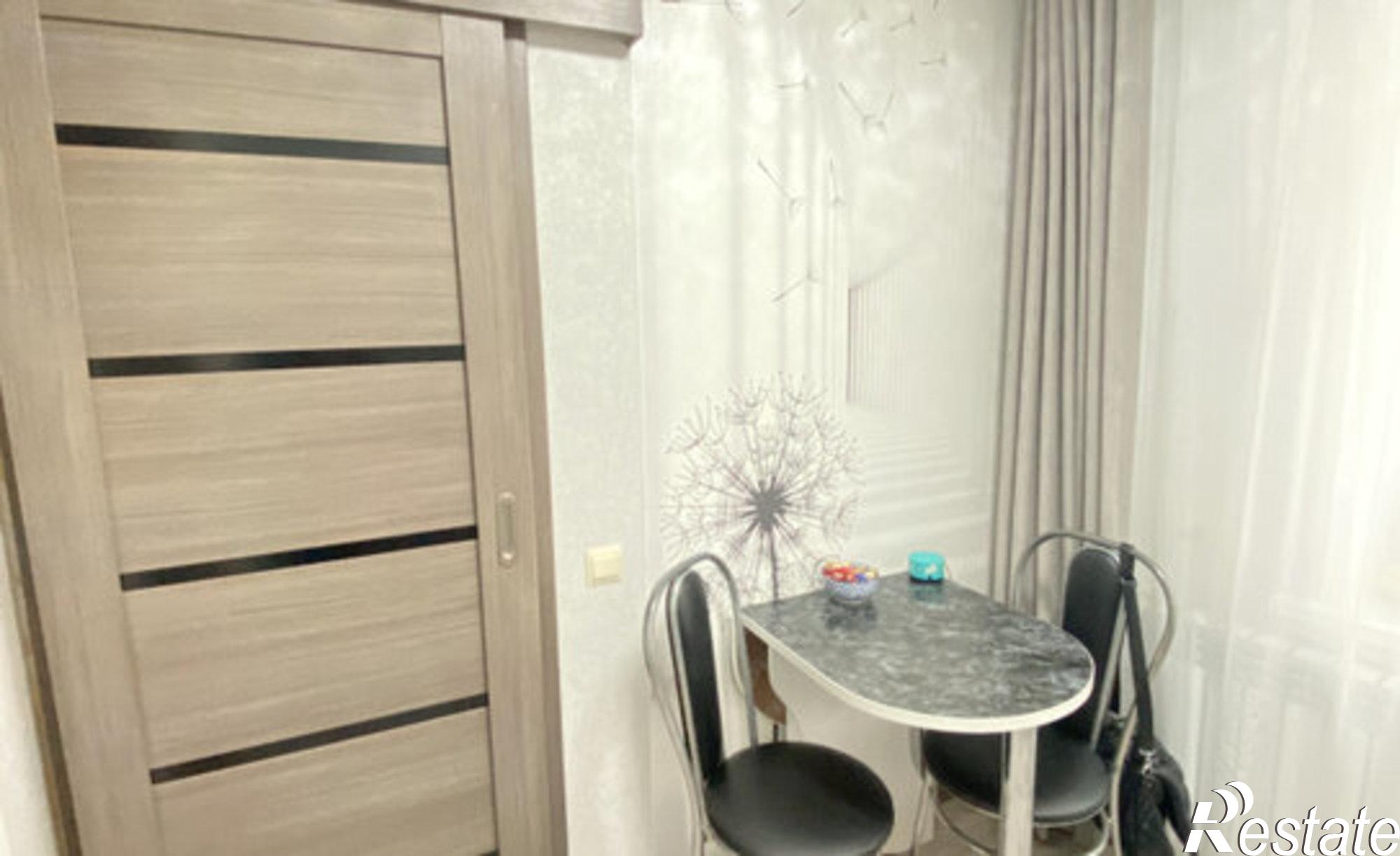 Купить квартиру за 2 300 000 рублей на 1 Мая, 159