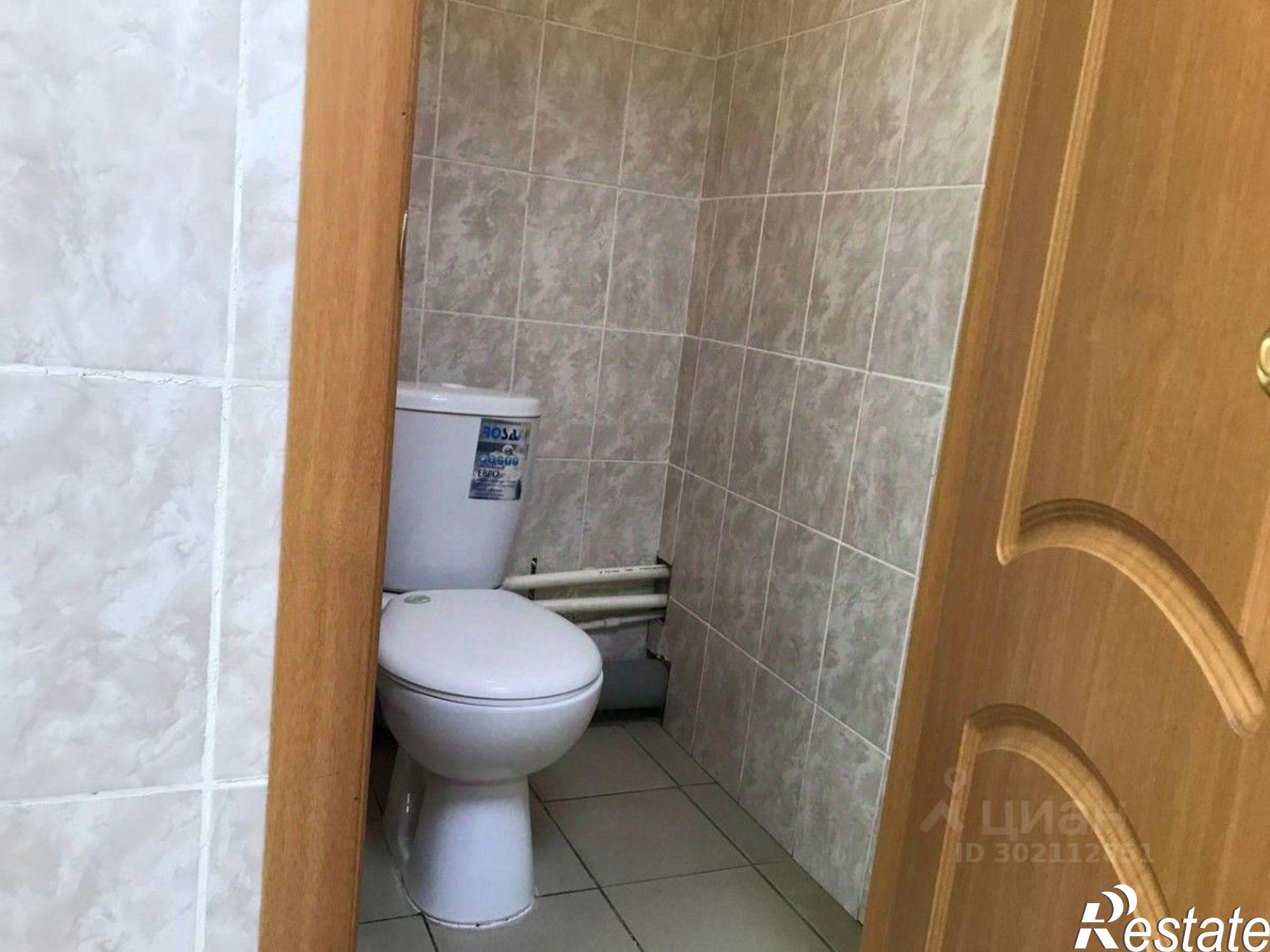 Купить офис, помещение под офис за 22 000 200 рублей на Школьная улица, 9