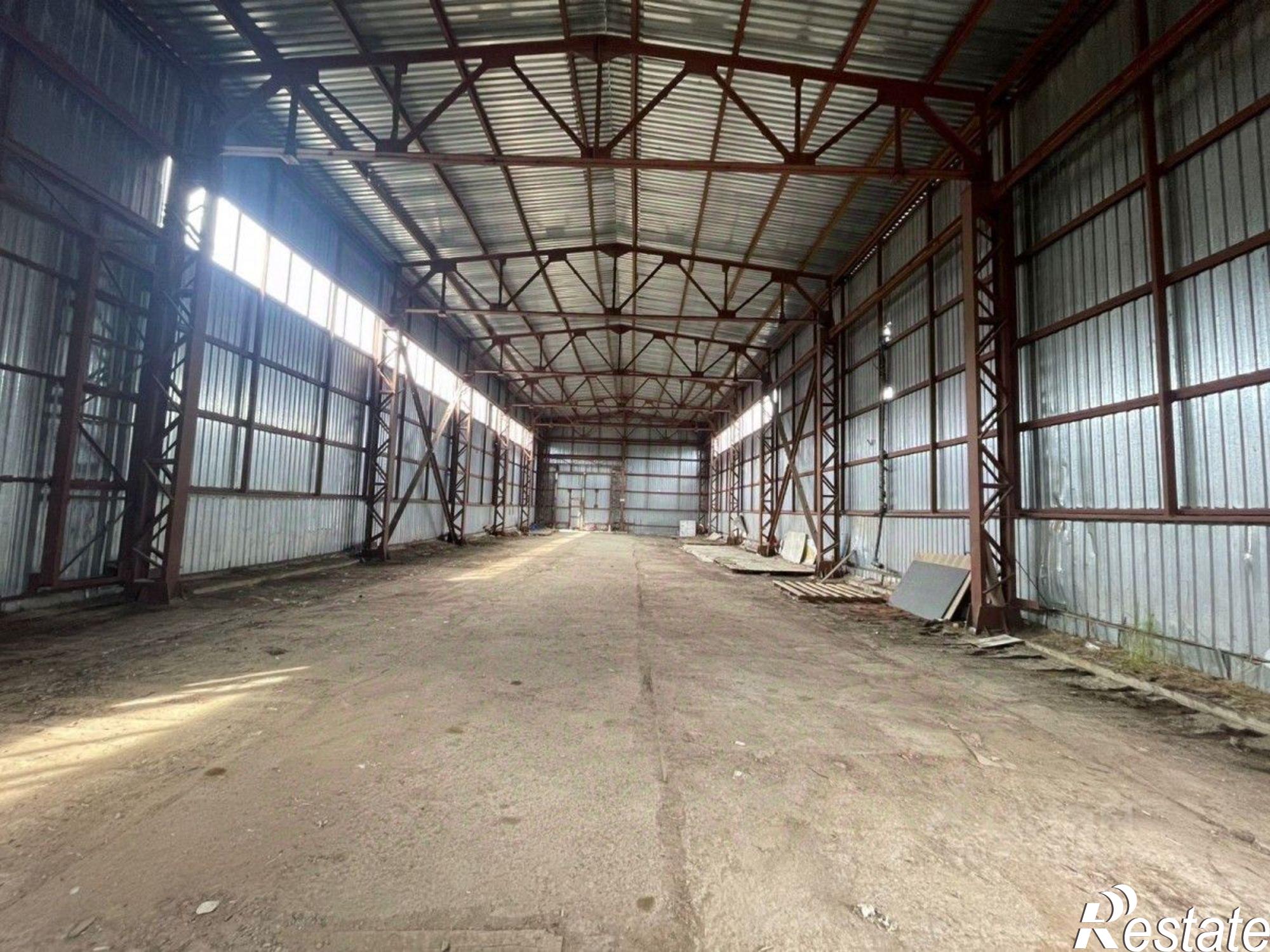 Купить складское помещение за 25 976 300 рублей на улица Олега Кошевого, 20/1