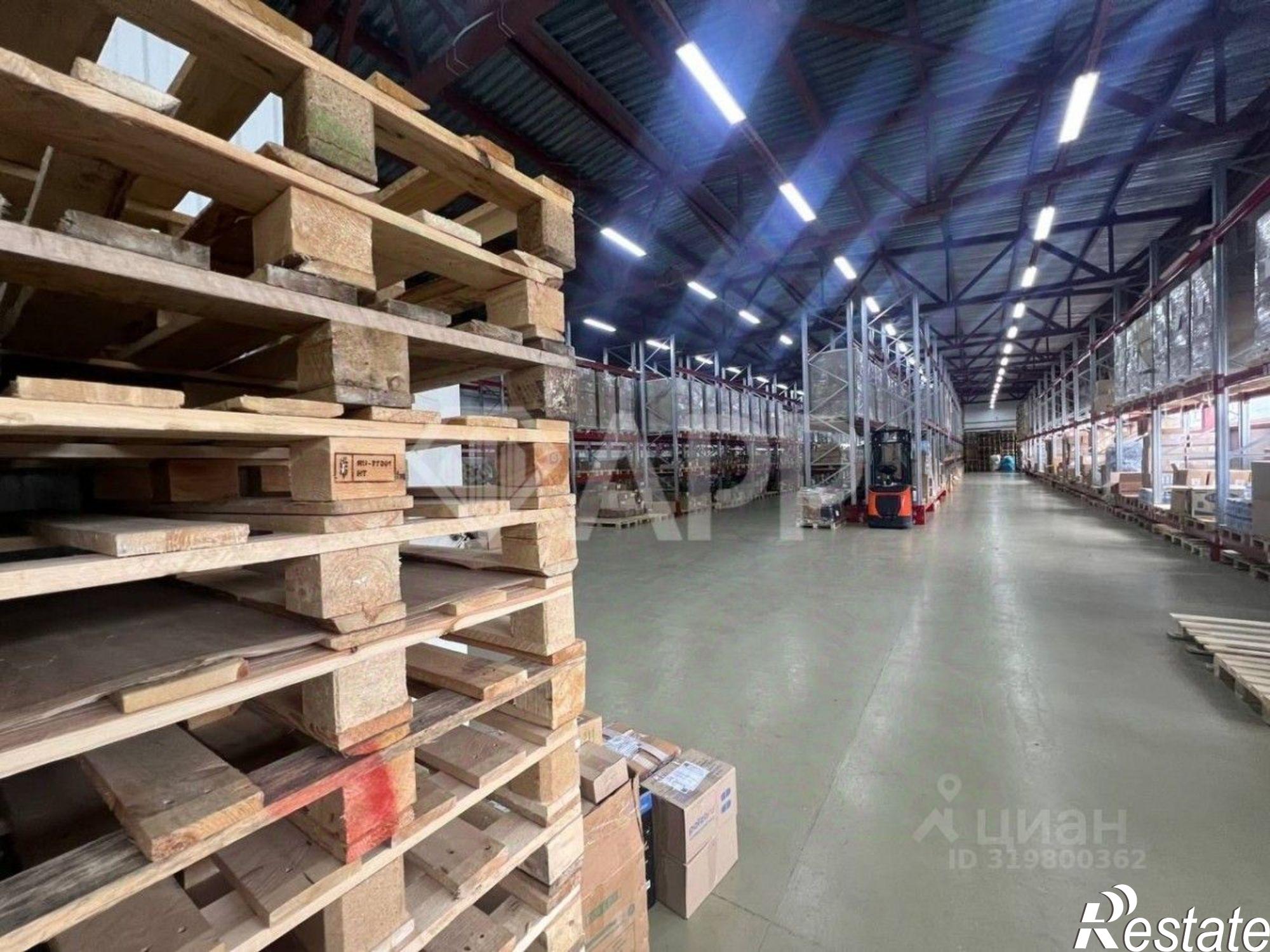 Купить ОСЗ, отдельно стоящее здание за 74 475 000 рублей на Спортивная улица, 117