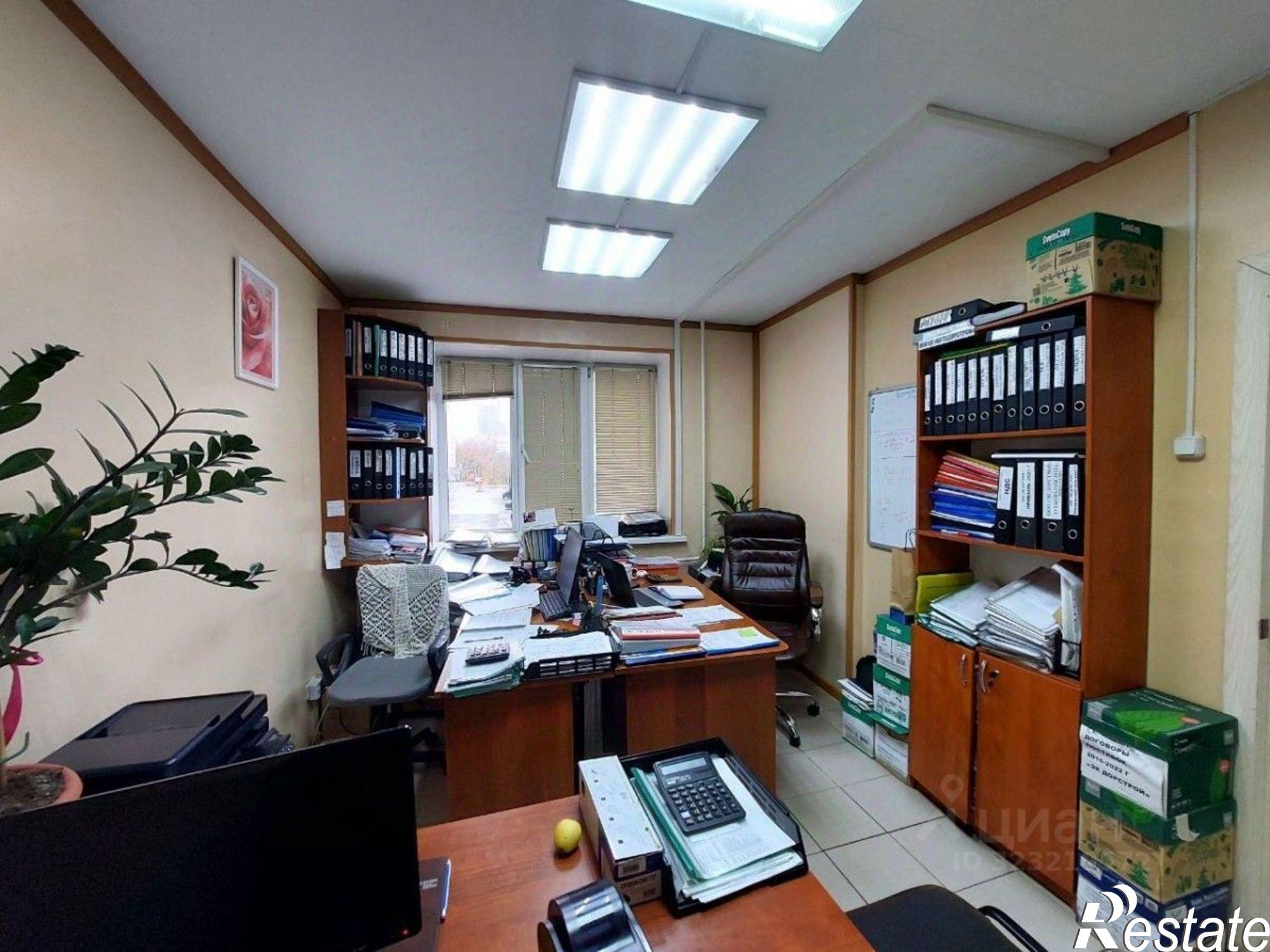 Купить помещение свободного назначения за 5 285 560 рублей на Школьная улица, 8