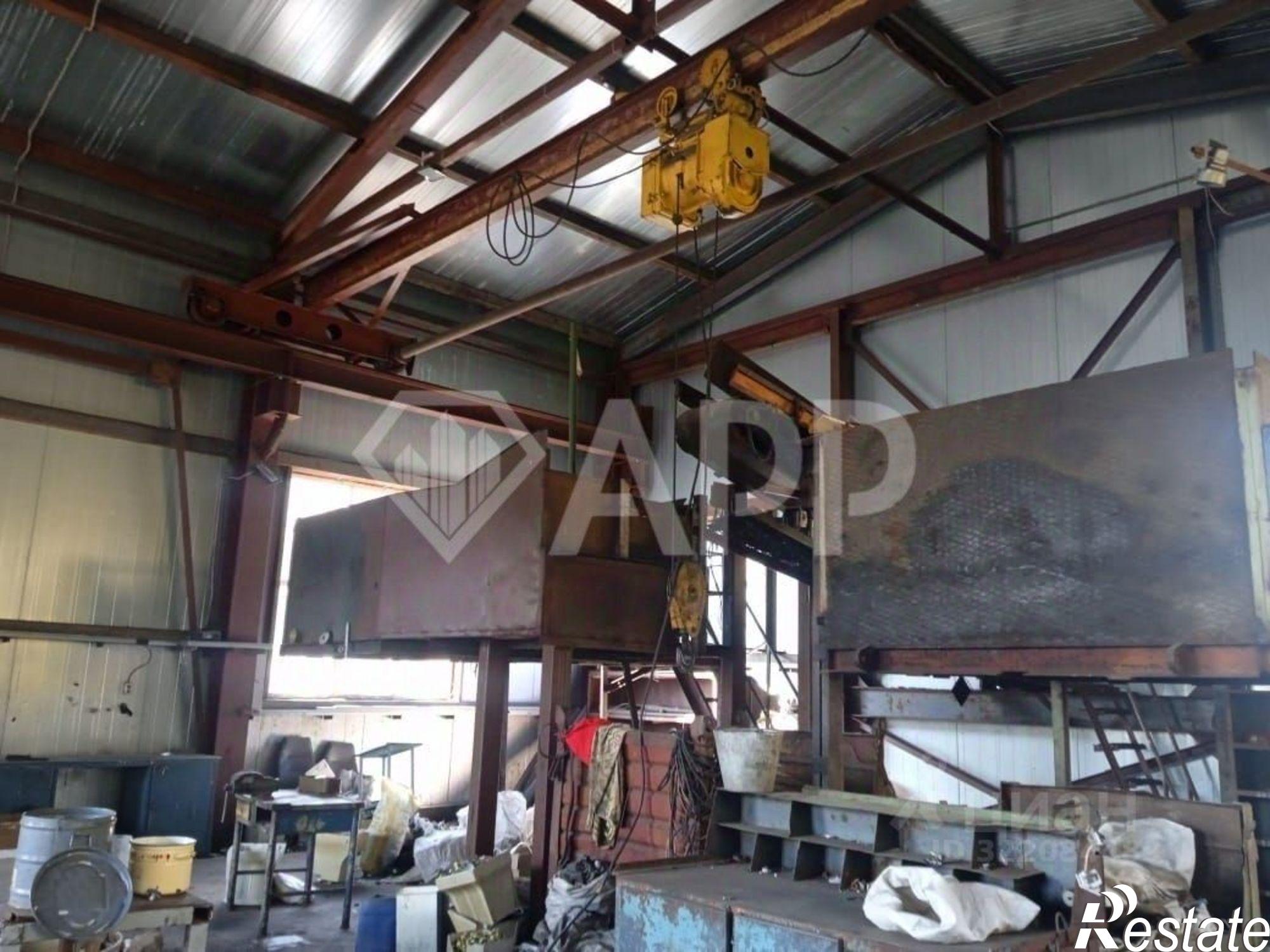 Купить производственную площадь за 11 000 100 рублей на Спортивная улица, 121