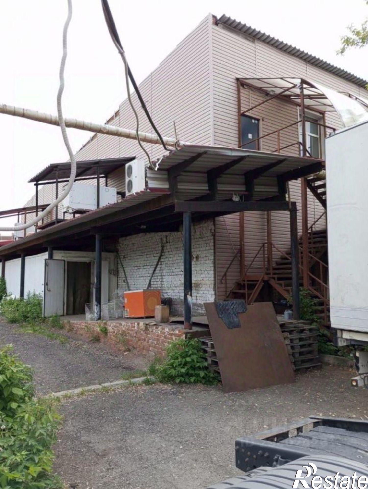 Купить складское помещение за 22 000 100 рублей на Зимняя улица, 2