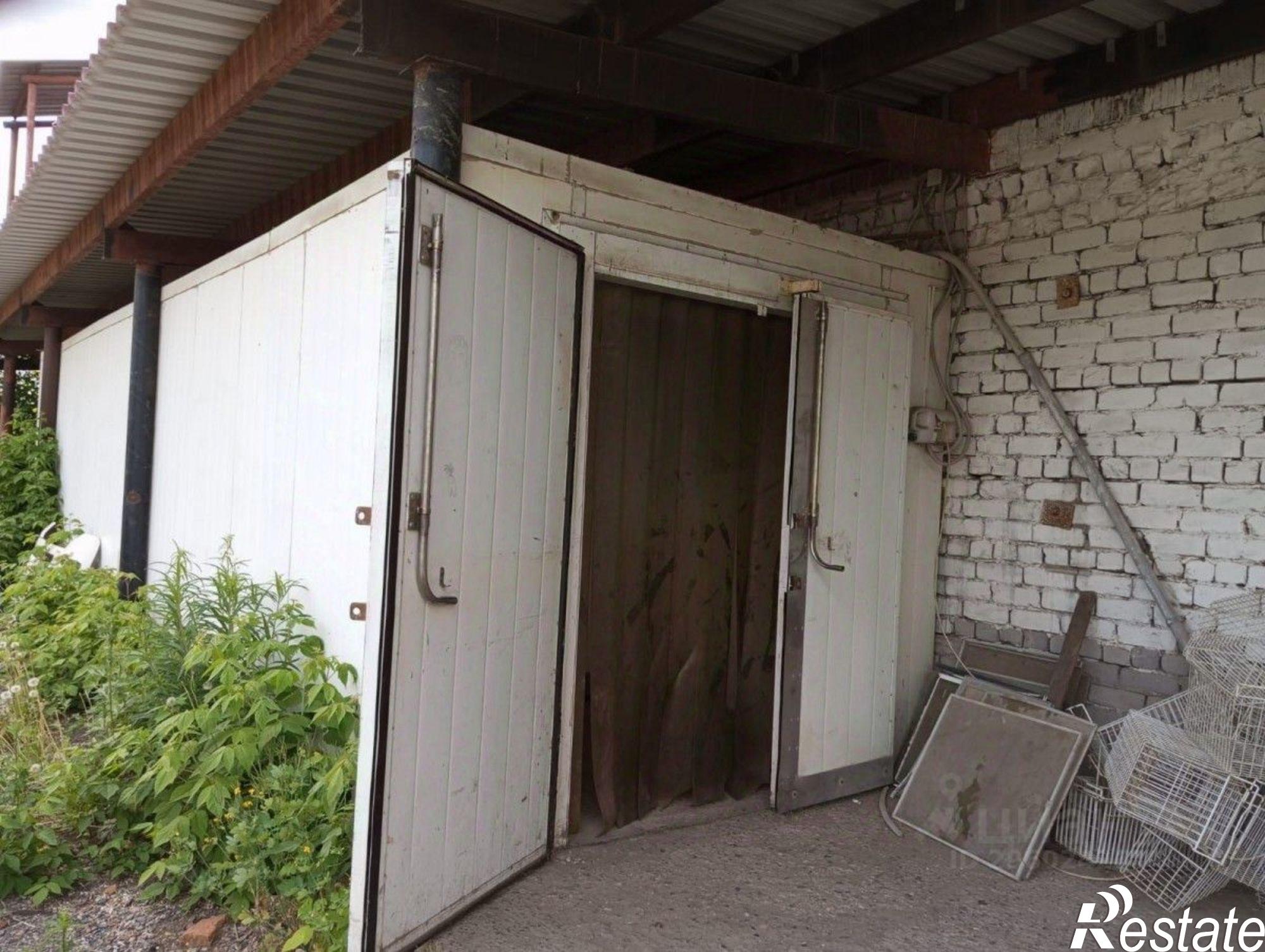 Купить складское помещение за 22 000 100 рублей на Зимняя улица, 2