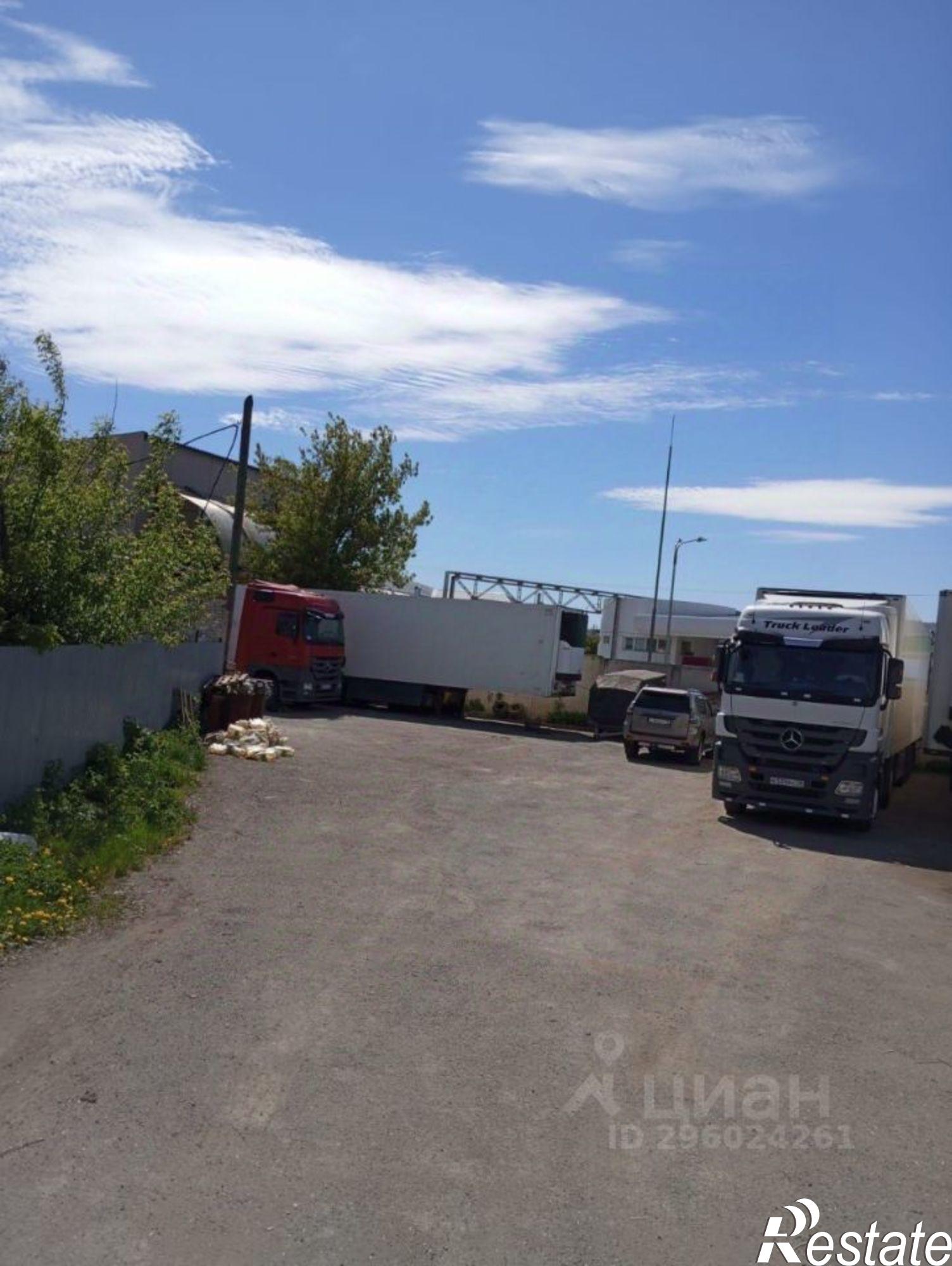 Купить складское помещение за 22 000 100 рублей на Зимняя улица, 2