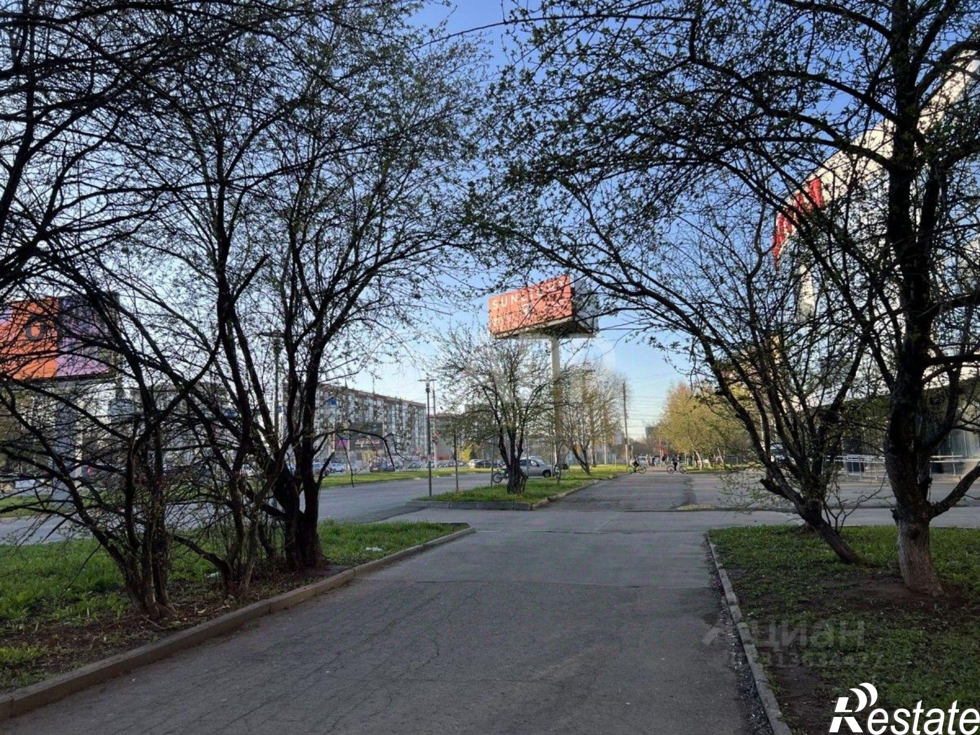 Купить помещение свободного назначения за 10 919 100 рублей на ул 10 лет Октября, 95