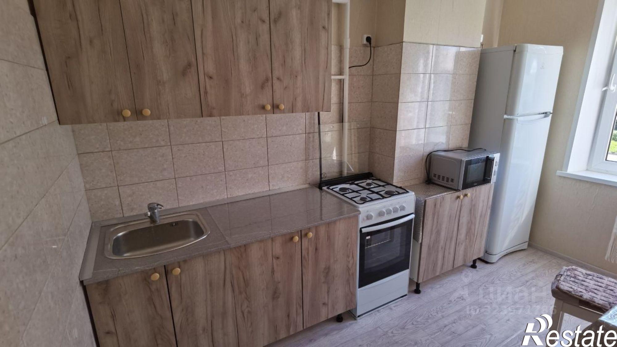 Сдать квартиру за 27 000 рублей на улица Холмогорова, 27