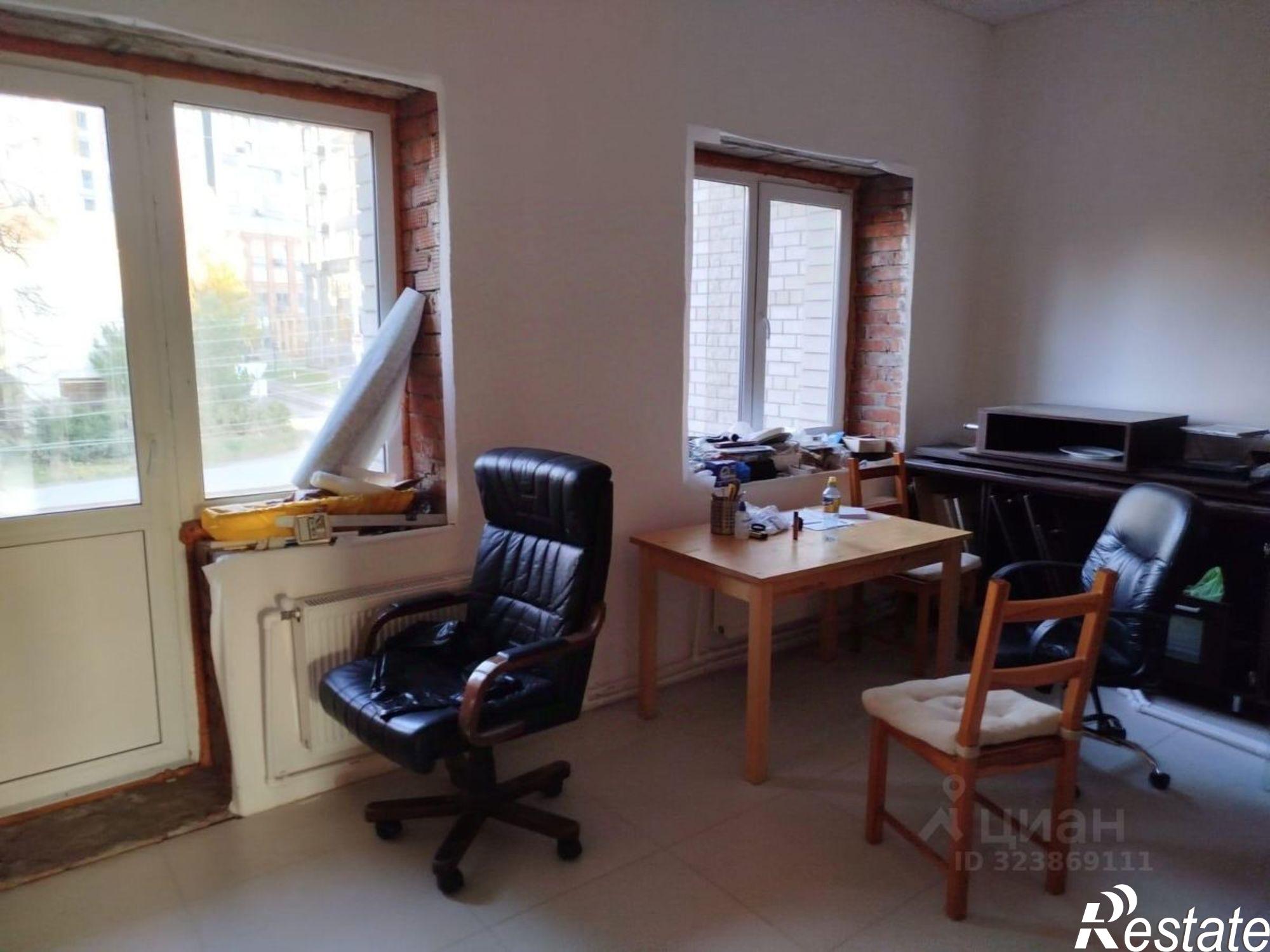 Купить дачу, дом, коттедж за 10 000 000 рублей на улица 8 Марта, 36