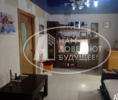 4-комн, 64кв м, этаж 5/5 улица Революции, 16