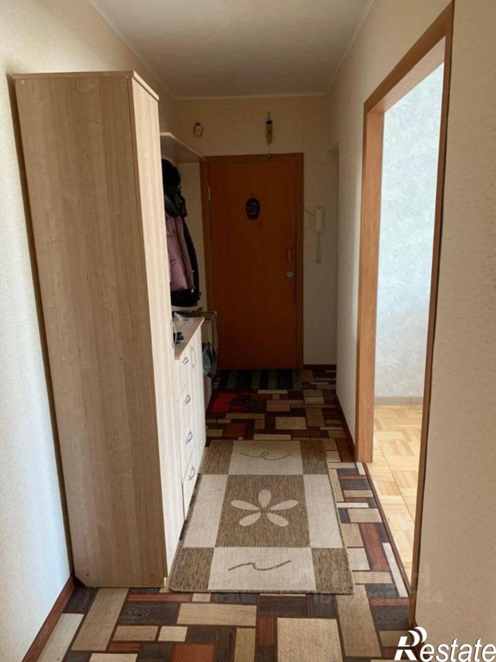 3-комн квартира улица Холмогорова, 27,  д. 27