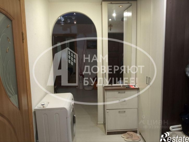 4-комн квартира улица Революции, 16,  д. 16