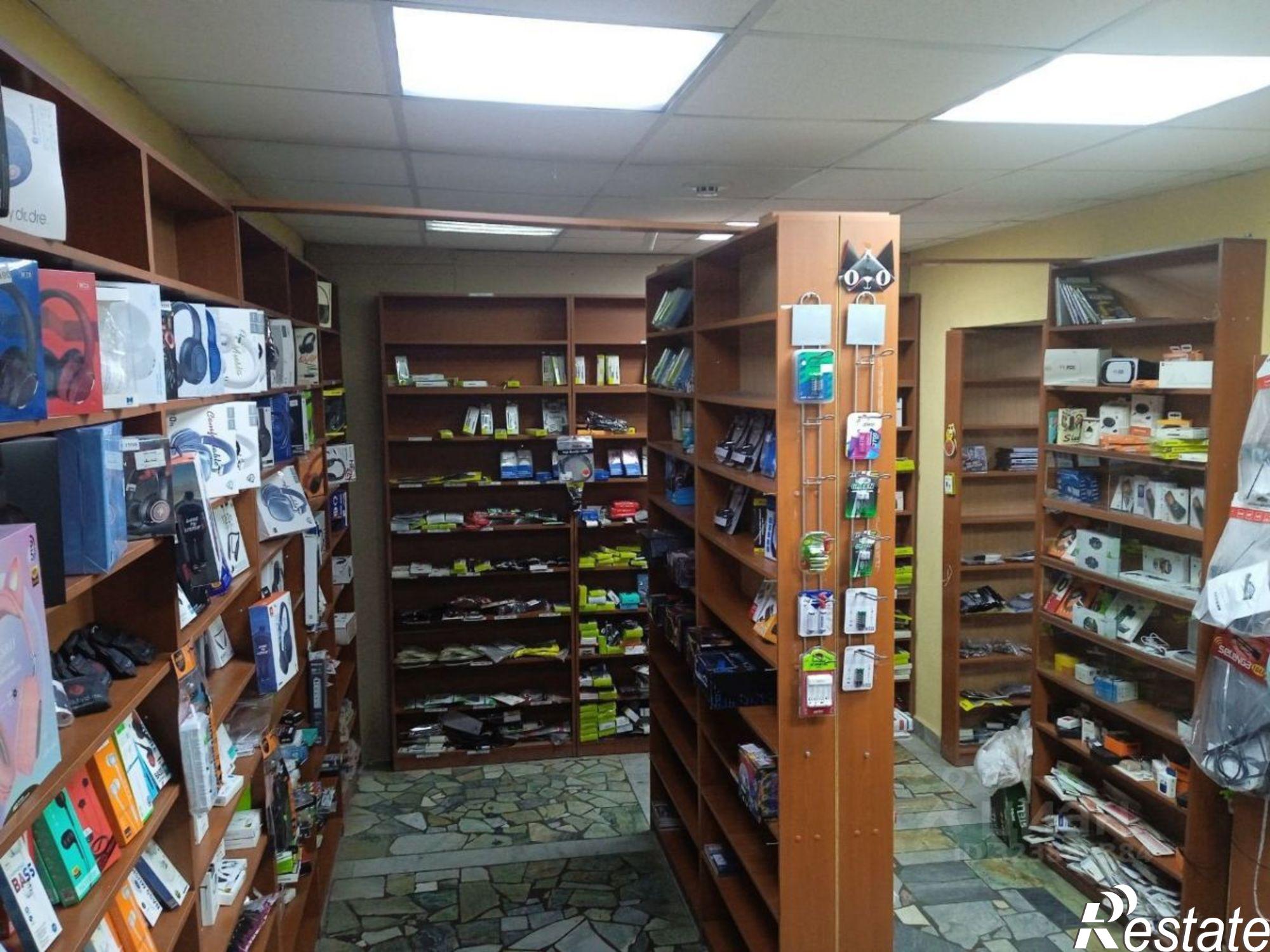 Купить помещение свободного назначения за 11 700 000 рублей на Интернациональный переулок, 11