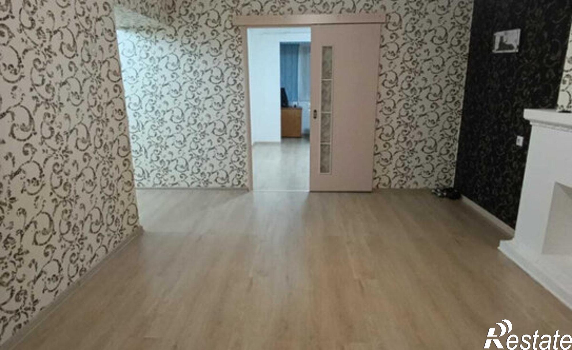 Купить квартиру за 4 000 000 рублей на Ленинградская улица, 13