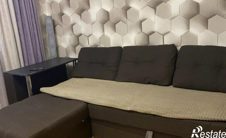 2-комн квартира улица Крылова, 53,  д. 53