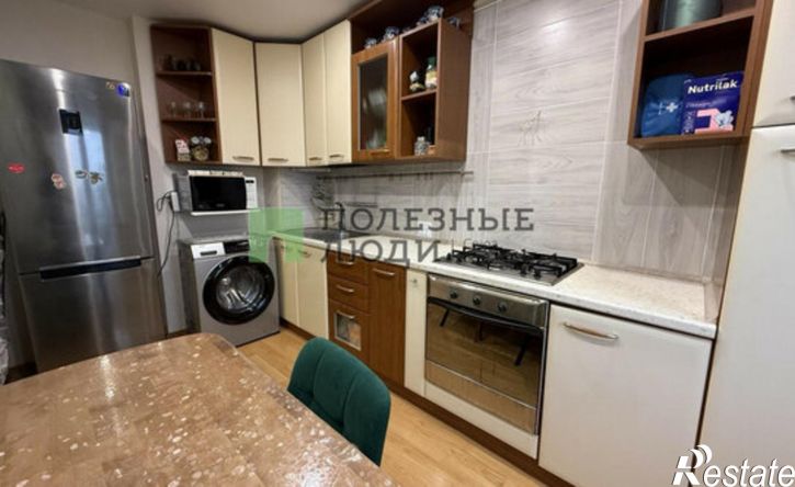 3-комн квартира Удмуртская улица, 300,  д. 300