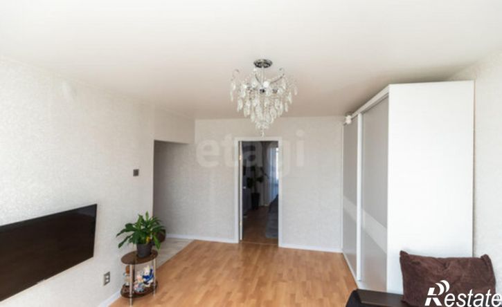 3-комн квартира улица Сабурова, 7,  д. 7