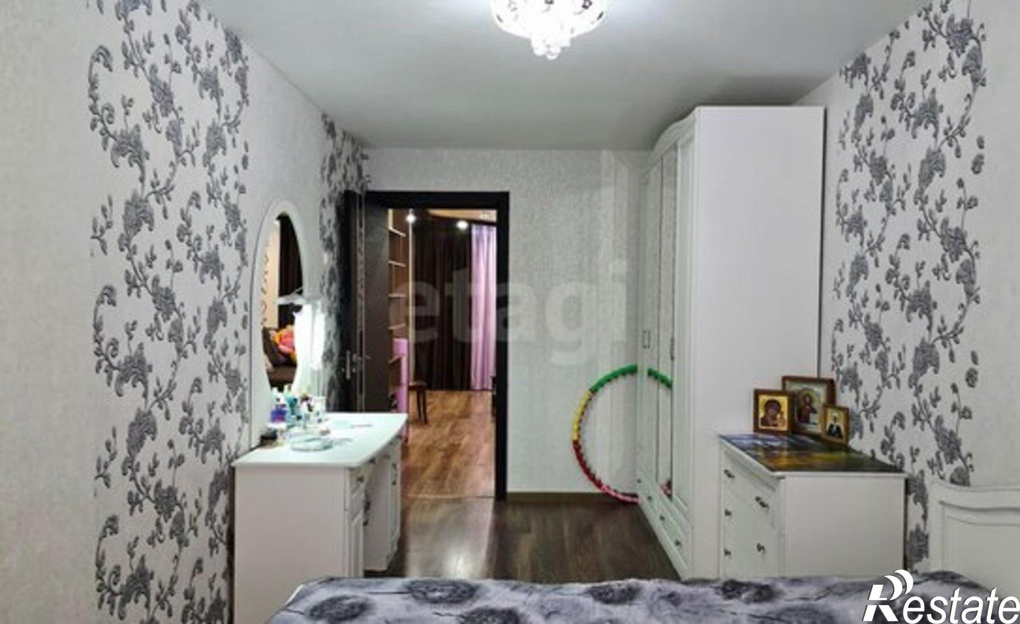 Купить квартиру за 4 550 000 рублей на Песочная улица, 24