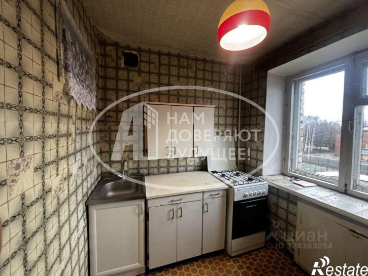 4-комн квартира улица Драгунова, 18,  д. 18