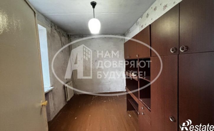 4-комн квартира улица Драгунова, 18,  д. 18