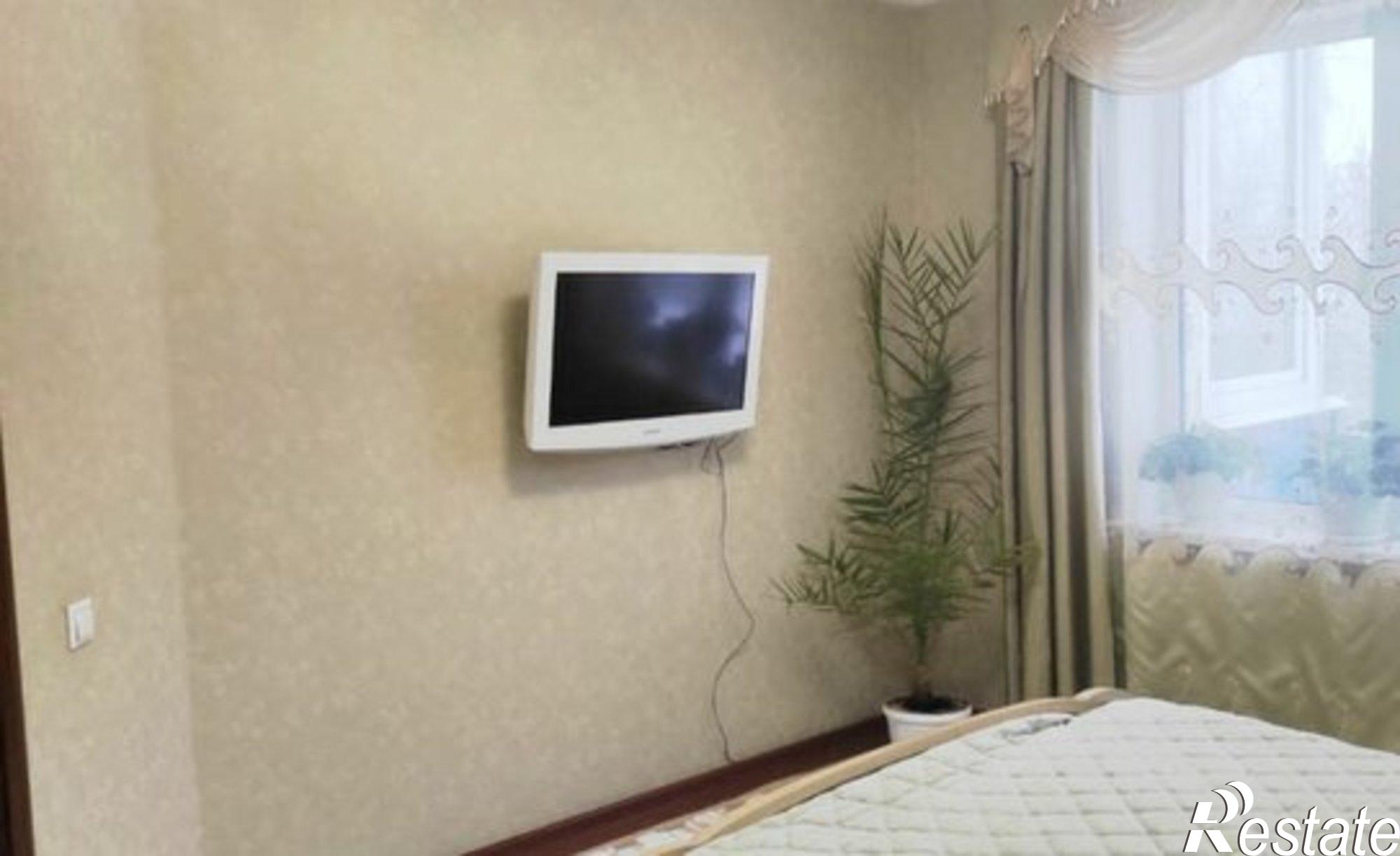 Купить квартиру за 7 900 000 рублей на улица Крылова, 13