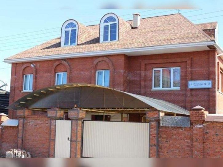 Коттедж/дом Цветочная улица, д.19