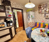 2-комн, 49кв м, этаж 1/3 улица Горбунова, 5