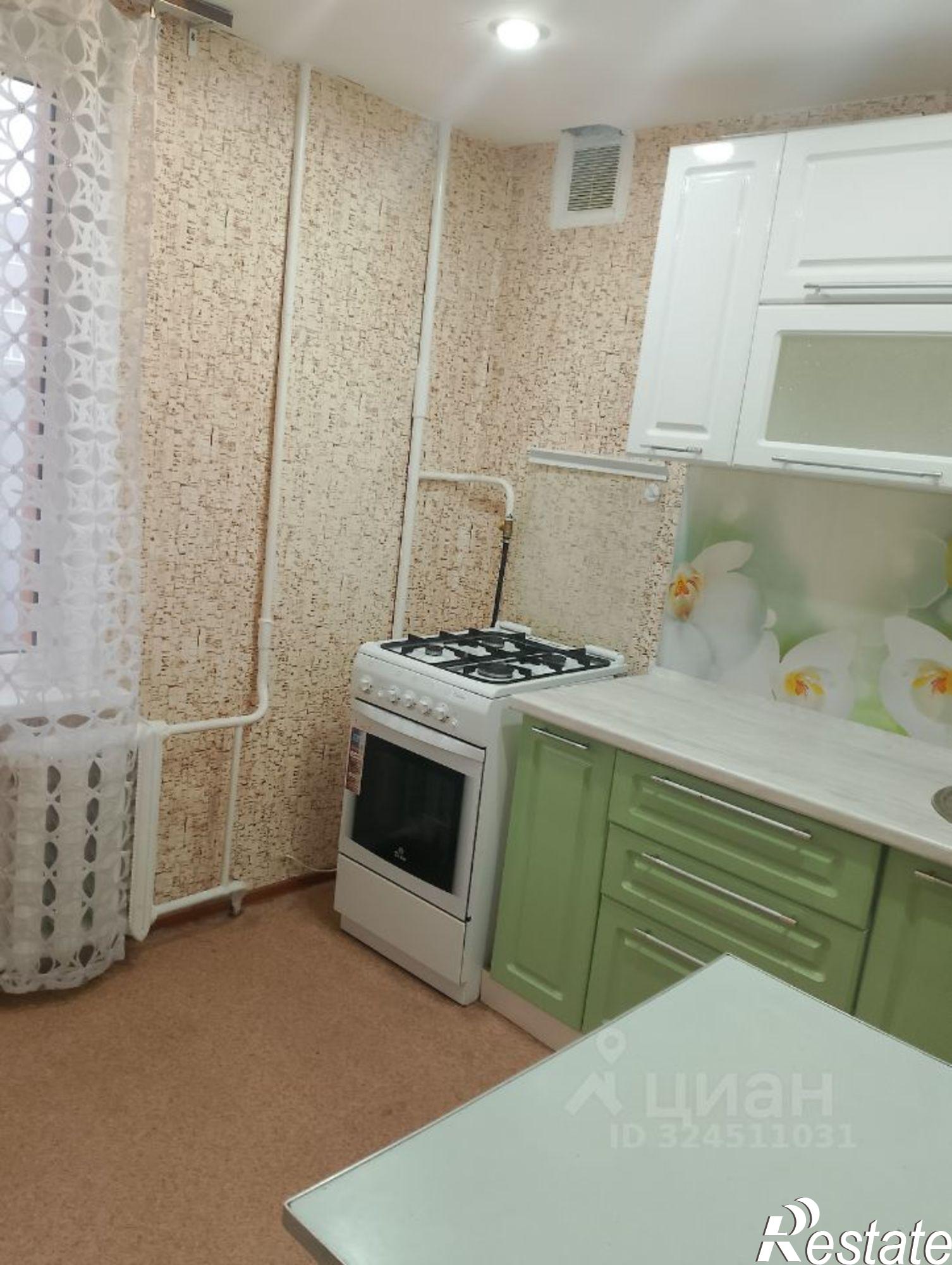 Сдать квартиру за 18 000 рублей на улица Сабурова, 47