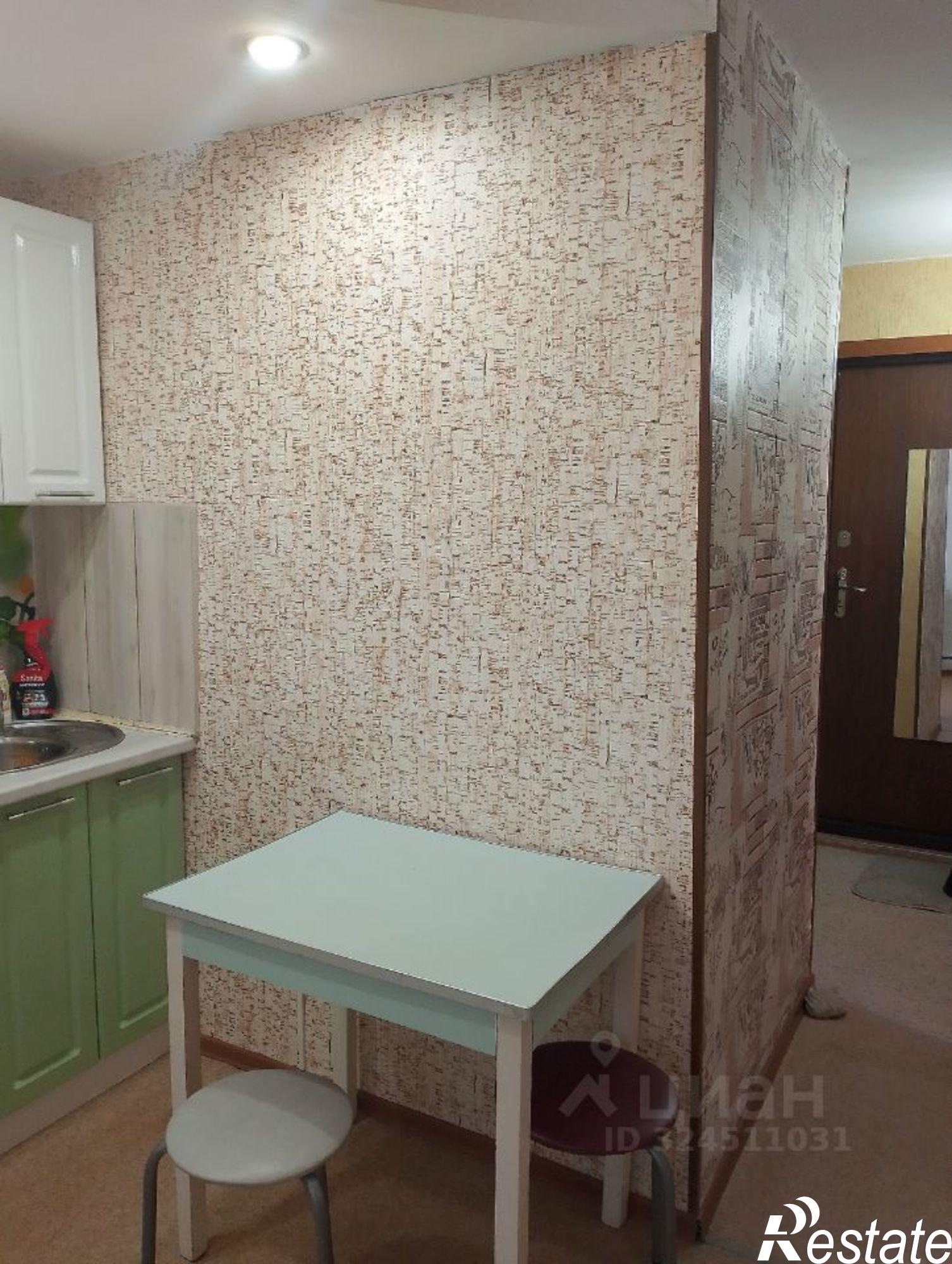 Сдать квартиру за 18 000 рублей на улица Сабурова, 47