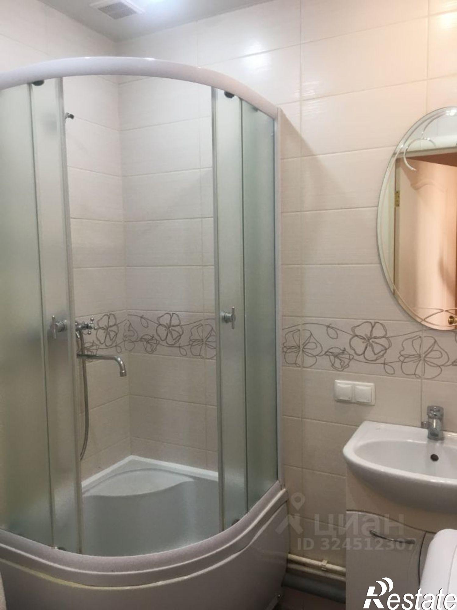 Сдать квартиру за 27 000 рублей на Ижевск, Школьная улица