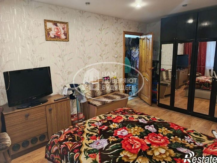 2-комн квартира улица Кирова, 122,  д. 122