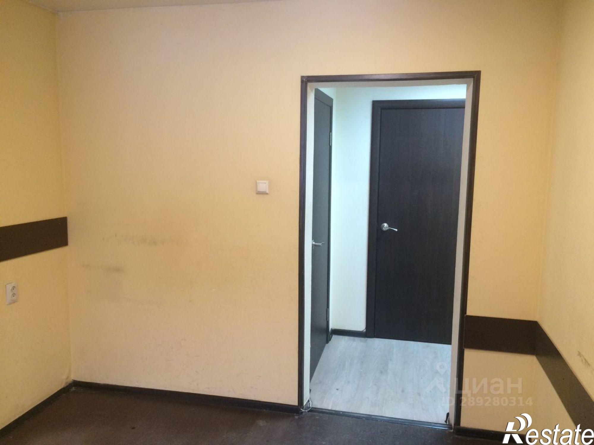 Купить торговое помещение за 7 600 070 рублей на улица Воровского, 125