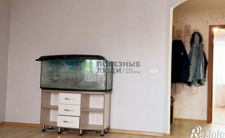 4-комн квартира ул Дзержинского, 7,  д. 7