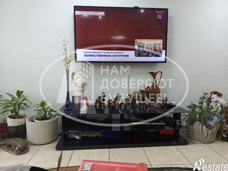 3-комн квартира улица Толстого, 44,  д. 44