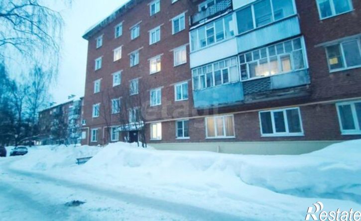3-комн квартира улица Гагарина, 35,  д. 35