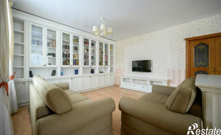 3-комн квартира улица Карла Маркса, 453,  д. 453