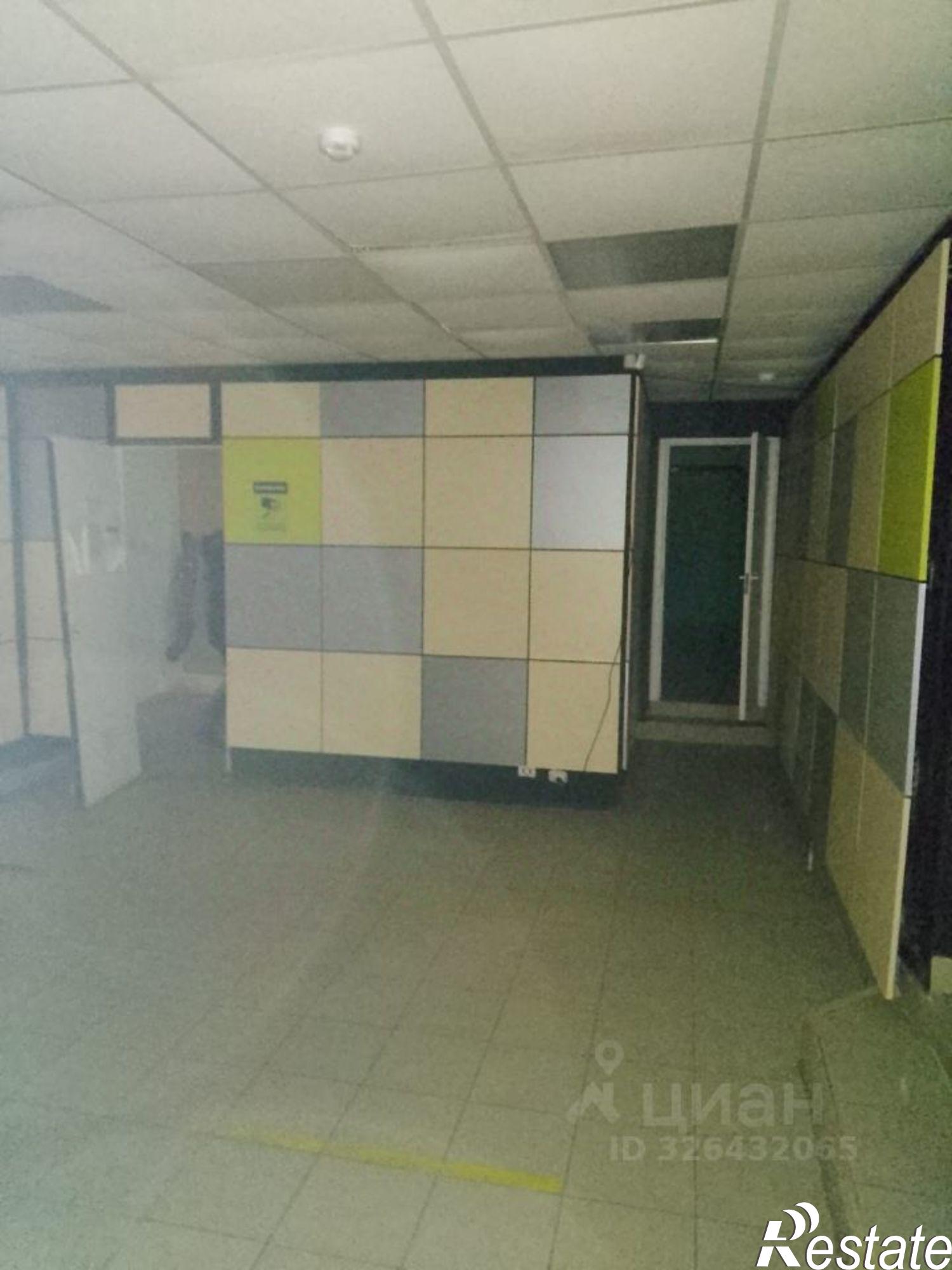 Купить торговое помещение за 11 000 100 рублей на улица Карла Маркса, 173