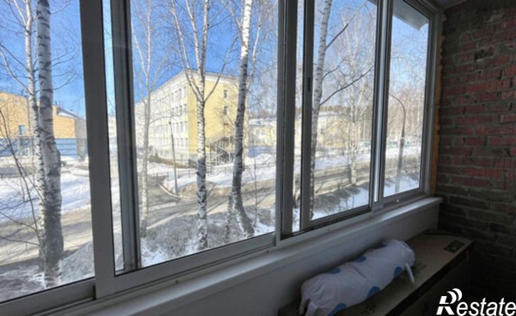 1-комн квартира ул Серова, 12,  д. 12