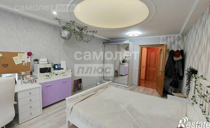 4-комн квартира Красногеройская улица, 60,  д. 60